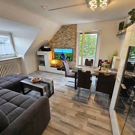 Exklusives Dachgeschoss-Apartment: Zentral in Kassel mit Highspeed-Internet Exterior photo