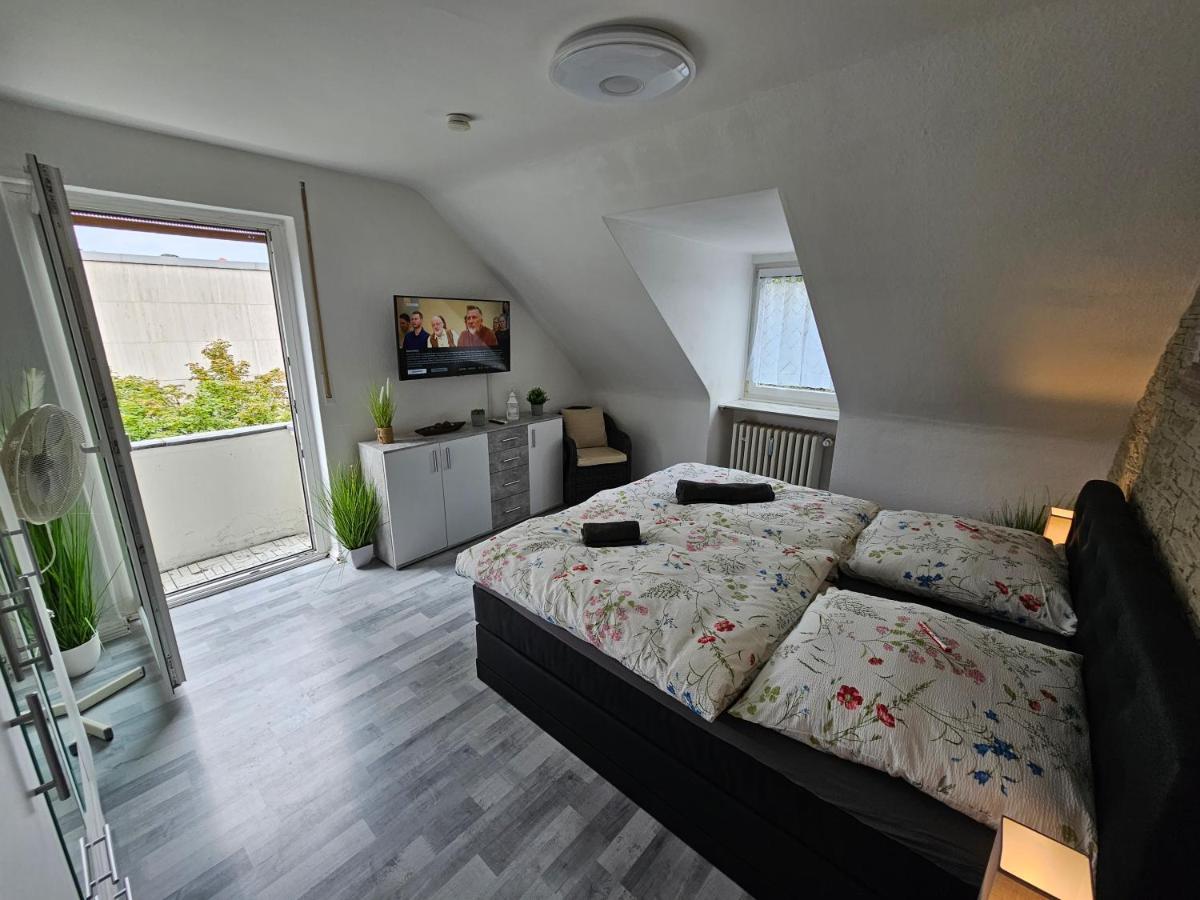 Exklusives Dachgeschoss-Apartment: Zentral in Kassel mit Highspeed-Internet Exterior photo